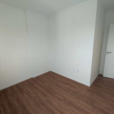 Apartamentos com 75m², 3 quartos, 1 suíte, 1 garagem, no bairro Areias em São José