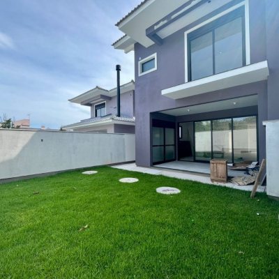 Casa Residencial com 184m², 3 quartos, 3 suítes, no bairro Lagoa Da Conceição em Florianópolis