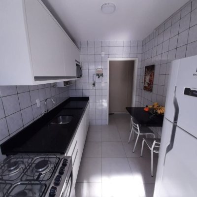 Apartamentos com 62m², 2 quartos, 1 garagem, no bairro Roçado em São José