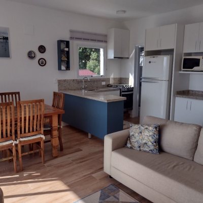 Apartamentos com 96m², 3 quartos, 1 suíte, 2 garagens, no bairro Canasvieiras em Florianópolis