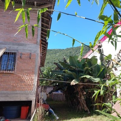Casa Comercial com 399m², no bairro Santo Antônio De Lisboa em Florianópolis