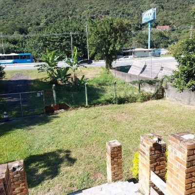 Casa Comercial com 399m², no bairro Santo Antônio De Lisboa em Florianópolis