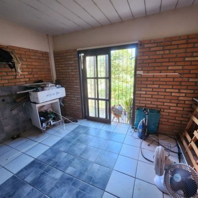Casa Comercial com 399m², no bairro Santo Antônio De Lisboa em Florianópolis
