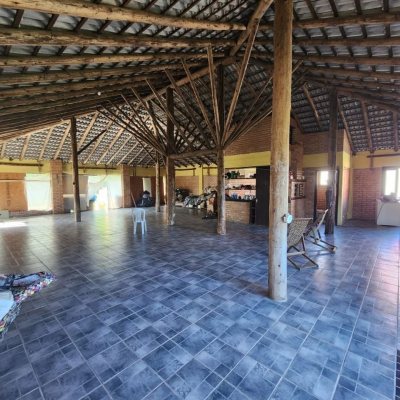 Casa Comercial com 399m², no bairro Santo Antônio De Lisboa em Florianópolis