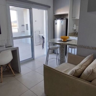 Cobertura com 80m², 1 quarto, 1 suíte, 1 garagem, no bairro Campeche em Florianópolis