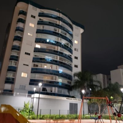 Apartamentos com 120m², 3 quartos, 1 suíte, 1 garagem, no bairro Estreito em Florianópolis