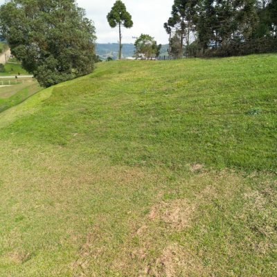 Terrenos Residenciais com 807m², no bairro Invernadinha em Rancho Queimado