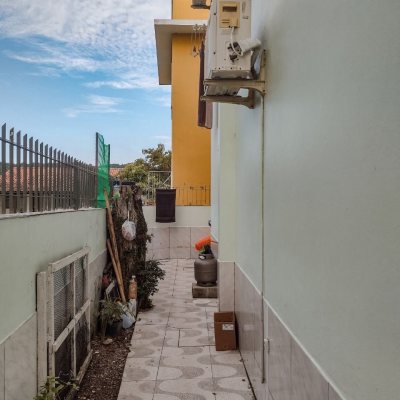 Casa Residencial com 120m², 3 quartos, 1 suíte, 1 garagem, no bairro Cachoeira Do Bom Jesus em Florianópolis