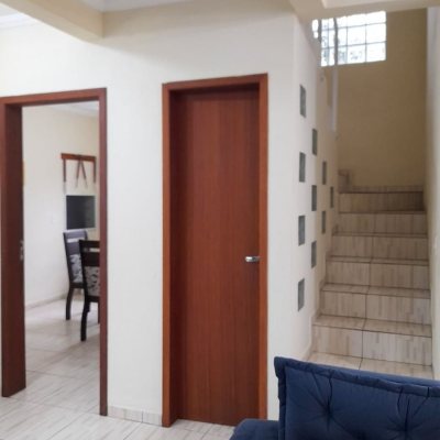 Casa Residencial com 120m², 3 quartos, 1 suíte, 1 garagem, no bairro Cachoeira Do Bom Jesus em Florianópolis