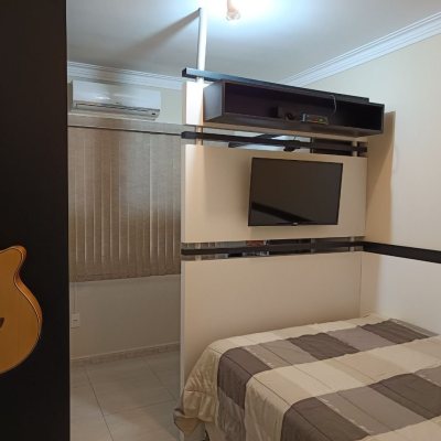 Casa Residencial com 120m², 3 quartos, 3 garagens, no bairro Ingleses do Rio Vermelho em Florianópolis