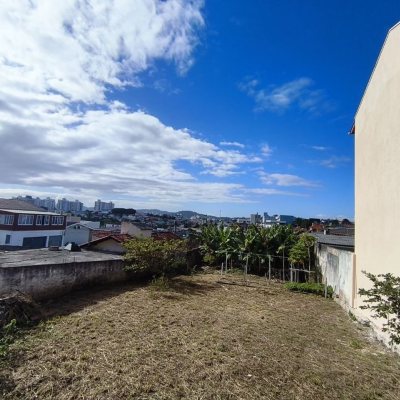 Terrenos Residenciais com 342m², no bairro Jardim Atlântico em Florianópolis