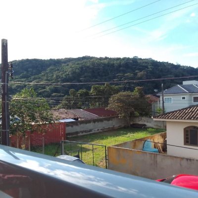 Casa Residencial com 100m², 2 quartos, 1 suíte, 1 garagem, no bairro Rio Tavares em Florianópolis