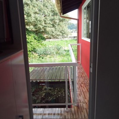 Casa Residencial com 100m², 2 quartos, 1 suíte, 1 garagem, no bairro Rio Tavares em Florianópolis