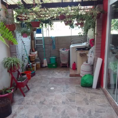 Casa Residencial com 100m², 2 quartos, 1 suíte, 1 garagem, no bairro Rio Tavares em Florianópolis