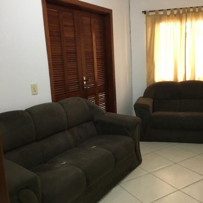 Sobrado Residencial com 85m², 2 quartos, 1 garagem, no bairro Ingleses em Florianópolis