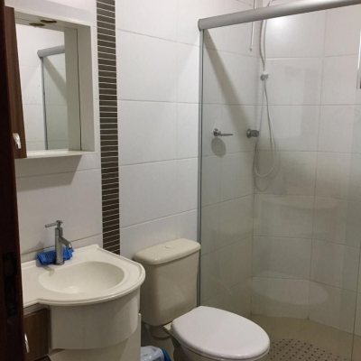 Sobrado Residencial com 85m², 2 quartos, 1 garagem, no bairro Ingleses em Florianópolis