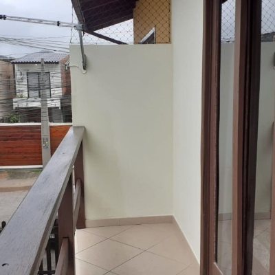 Sobrado Residencial com 85m², 2 quartos, 1 garagem, no bairro Ingleses em Florianópolis