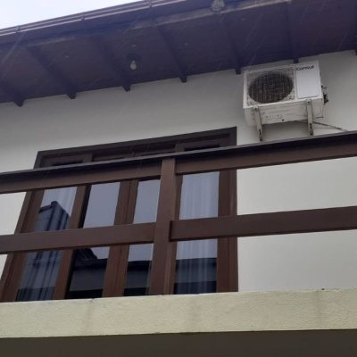 Sobrado Residencial com 85m², 2 quartos, 1 garagem, no bairro Ingleses em Florianópolis