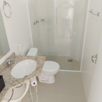 Cobertura com 95m², 2 quartos, 1 suíte, 2 garagens, no bairro Açores em Florianópolis