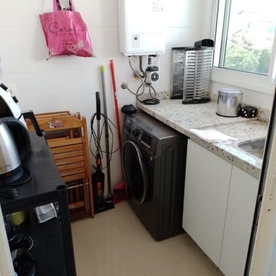 Cobertura com 95m², 2 quartos, 1 suíte, 2 garagens, no bairro Açores em Florianópolis