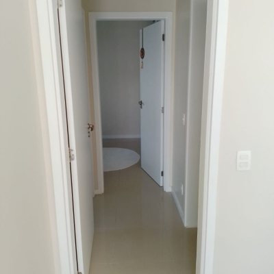 Cobertura com 95m², 2 quartos, 1 suíte, 2 garagens, no bairro Açores em Florianópolis