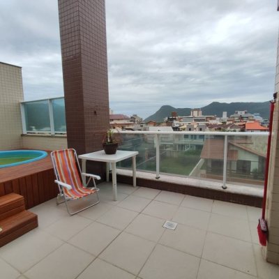Cobertura com 95m², 2 quartos, 1 suíte, 2 garagens, no bairro Açores em Florianópolis