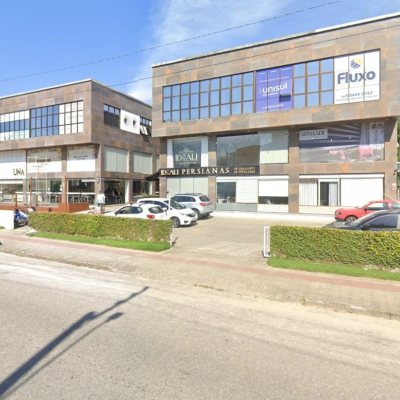 Sala com 65m², no bairro Ingleses em Florianópolis