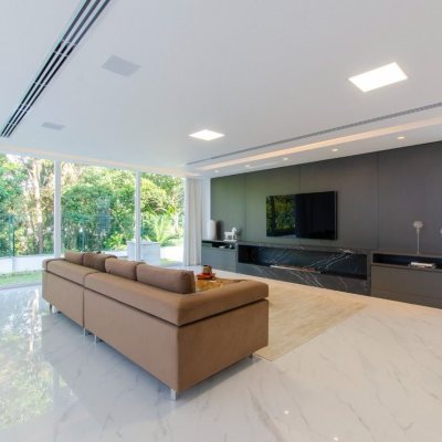 Casa em Condomínio com 942m², 6 quartos, 5 suítes, 4 garagens, no bairro Cacupé em Florianópolis