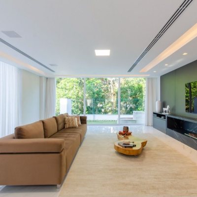 Casa em Condomínio com 942m², 6 quartos, 5 suítes, 4 garagens, no bairro Cacupé em Florianópolis