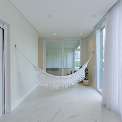 Casa em Condomínio com 942m², 6 quartos, 5 suítes, 4 garagens, no bairro Cacupé em Florianópolis