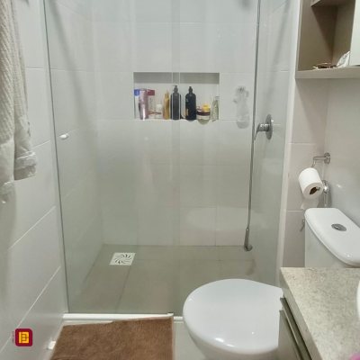 Apartamentos com 86m², 2 quartos, 2 suítes, 2 garagens, no bairro Campeche em Florianópolis