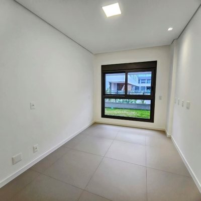 Apartamentos com 119m², 2 quartos, 1 suíte, 2 garagens, no bairro Morro Das Pedras em Florianópolis