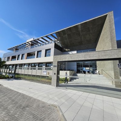 Apartamentos com 119m², 2 quartos, 1 suíte, 2 garagens, no bairro Morro Das Pedras em Florianópolis