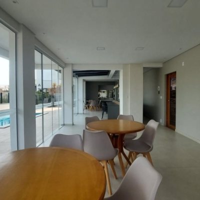 Apartamentos com 71m², 2 quartos, 1 suíte, 1 garagem, no bairro Campeche em Florianópolis