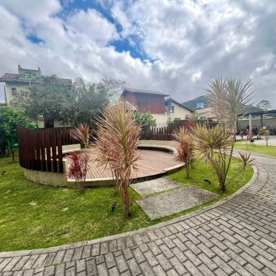 Apartamentos com 71m², 2 quartos, 1 suíte, 1 garagem, no bairro Campeche em Florianópolis