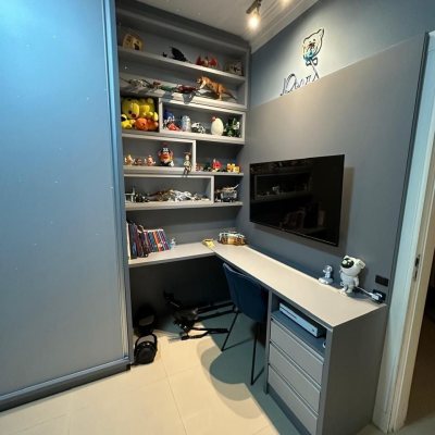 Casa Residencial com 210m², 3 quartos, 1 suíte, 2 garagens, no bairro Aririu em Palhoça