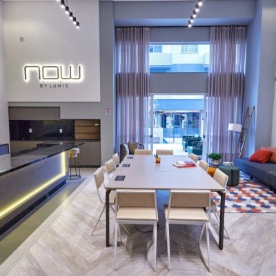 Apartamentos com 77m², 2 quartos, 2 suítes, 2 garagens, no bairro Estreito em Florianópolis