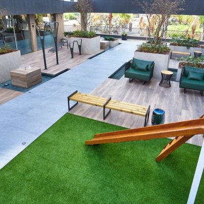 Apartamentos com 77m², 2 quartos, 2 suítes, 2 garagens, no bairro Estreito em Florianópolis