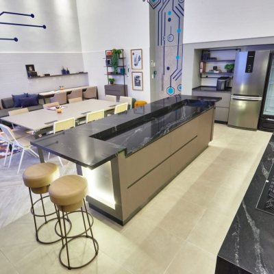 Apartamentos com 77m², 2 quartos, 2 suítes, 2 garagens, no bairro Estreito em Florianópolis