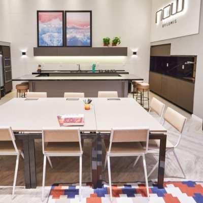 Apartamentos com 77m², 2 quartos, 2 suítes, 2 garagens, no bairro Estreito em Florianópolis