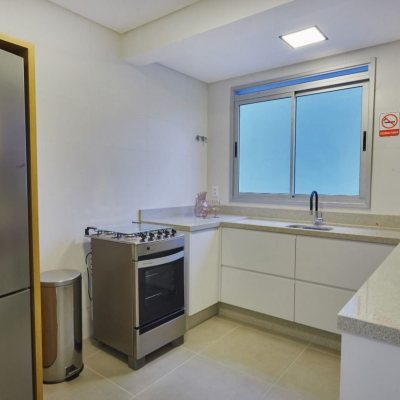 Apartamentos com 77m², 2 quartos, 2 suítes, 2 garagens, no bairro Estreito em Florianópolis