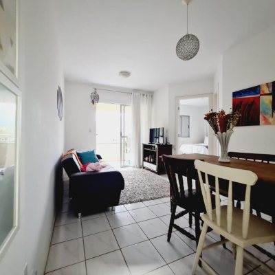 Apartamentos com 48m², 1 quarto, 1 garagem, no bairro Saco Grande em Florianópolis