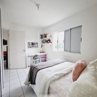 Apartamentos com 48m², 1 quarto, 1 garagem, no bairro Saco Grande em Florianópolis
