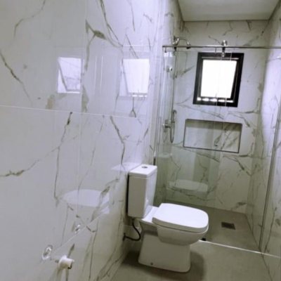 Casa Residencial com 176m², 2 quartos, 2 suítes, 2 garagens, no bairro Forquilhas em São José