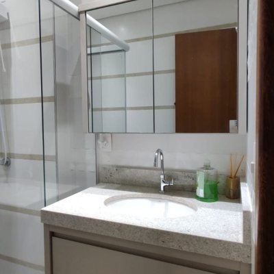 Apartamentos com 78m², 3 quartos, 1 suíte, 2 garagens, no bairro Capoeiras em Florianópolis