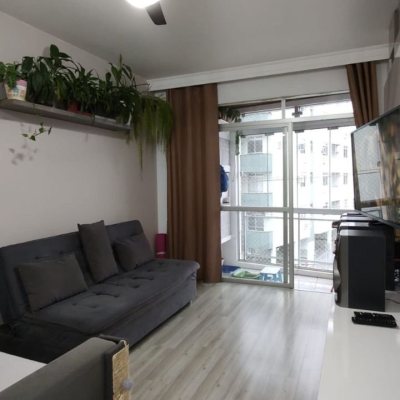 Apartamentos com 78m², 3 quartos, 1 suíte, 2 garagens, no bairro Capoeiras em Florianópolis