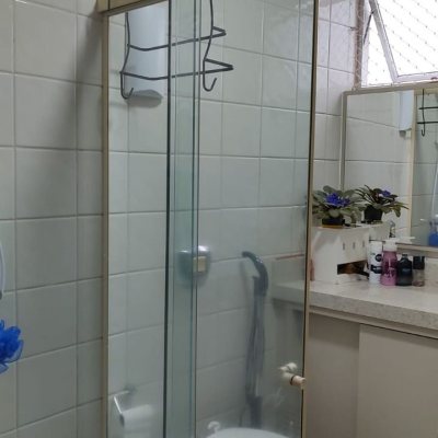 Apartamentos com 78m², 3 quartos, 1 suíte, 2 garagens, no bairro Capoeiras em Florianópolis