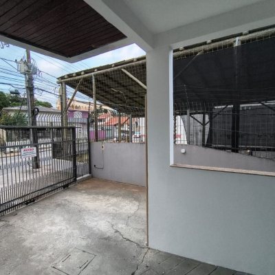 Apartamentos com 78m², 3 quartos, 1 suíte, 2 garagens, no bairro Capoeiras em Florianópolis