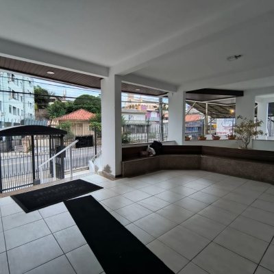 Apartamentos com 78m², 3 quartos, 1 suíte, 2 garagens, no bairro Capoeiras em Florianópolis