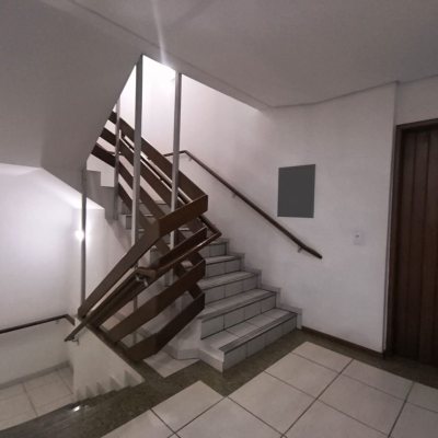 Apartamentos com 78m², 3 quartos, 1 suíte, 2 garagens, no bairro Capoeiras em Florianópolis